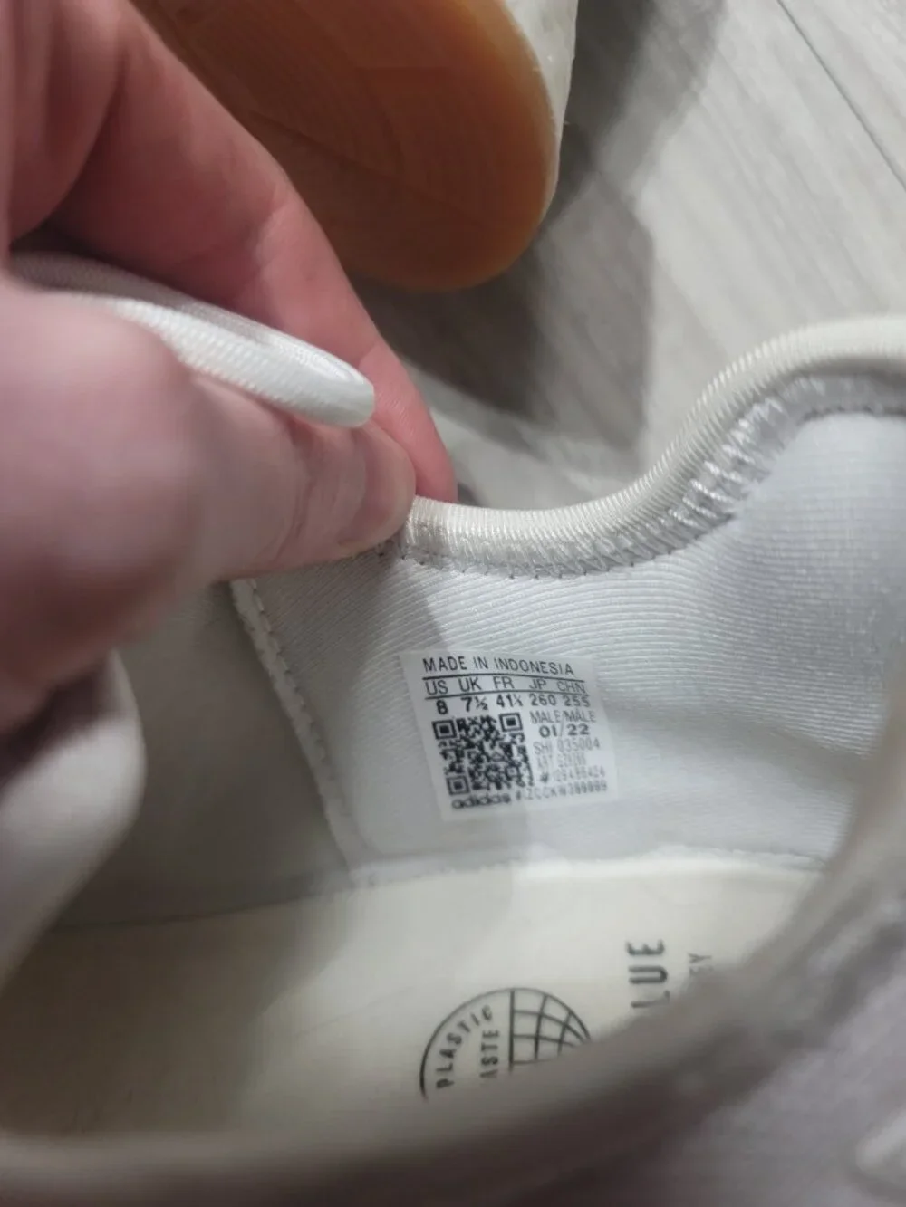Adidas NMD triple white mens size 8 - Picture 4 of 5